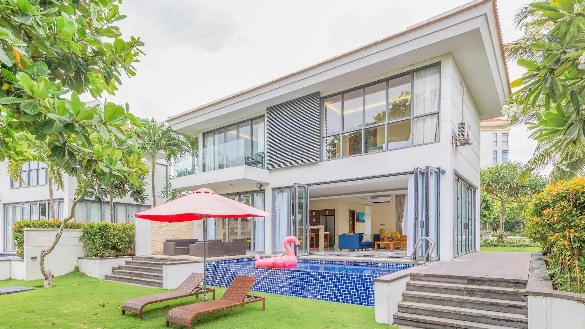 Villa Idc White House Đà Nẵng Vietnam