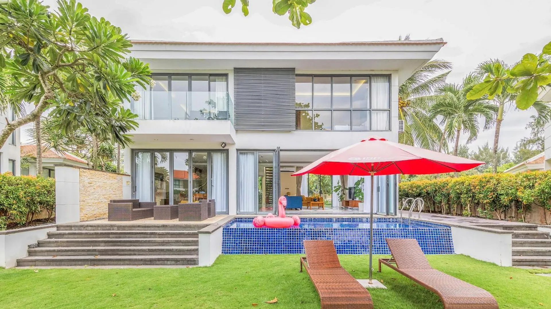 Villa Idc White House Đà Nẵng Vietnam