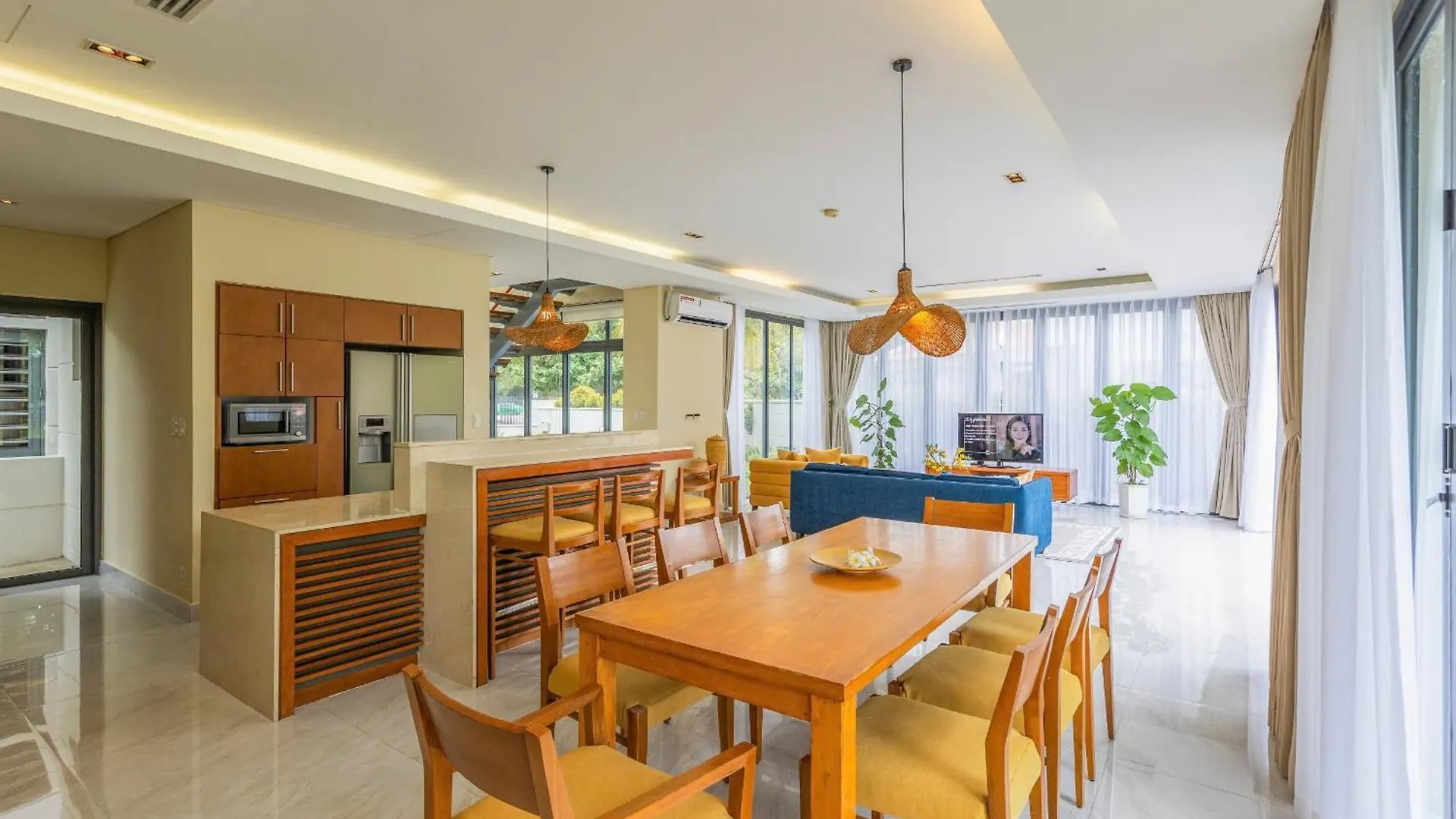 Villa Idc White House Đà Nẵng 0*,  Vietnam