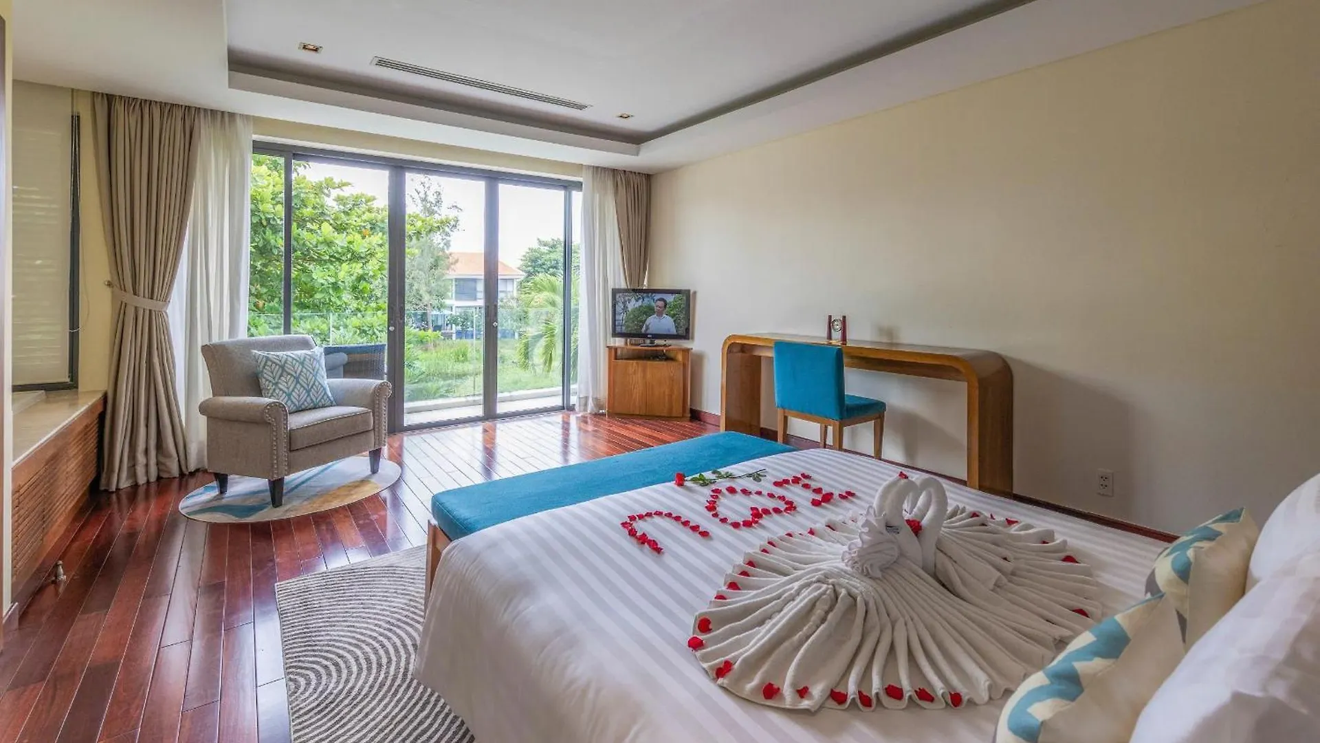 Ocean Villa - Idc White House Da Nang