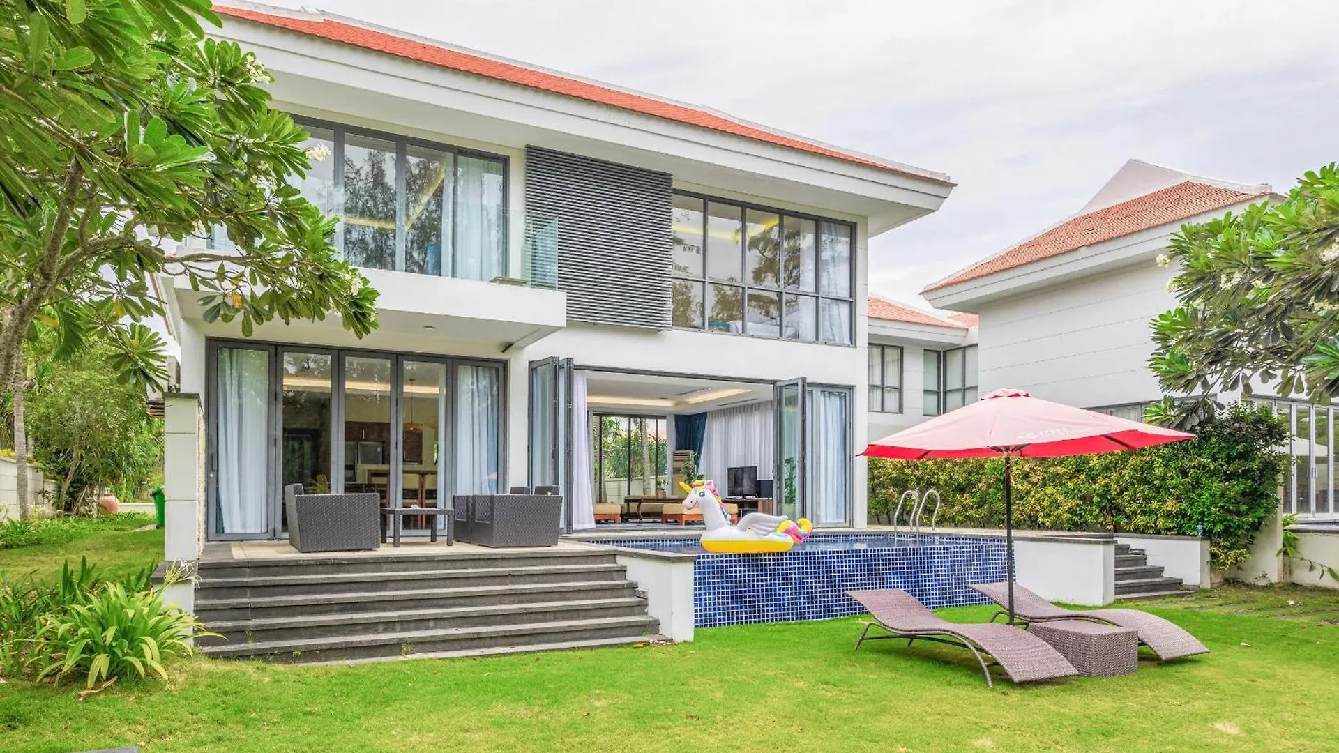 Ocean Villa - Idc White House Da Nang