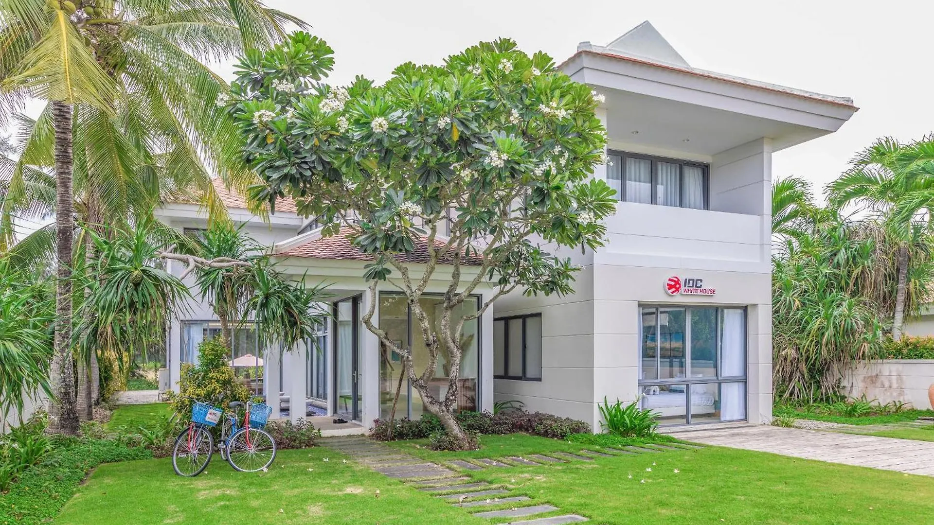 Ocean Villa - Idc White House Da Nang Vietnam